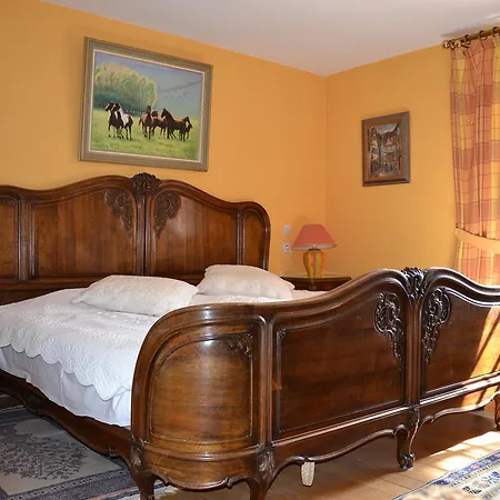 Le Neufeld Couette-café *